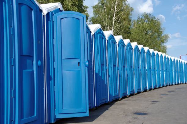 Best Portable restroom trailer rental  in Rolling Meadows, IL